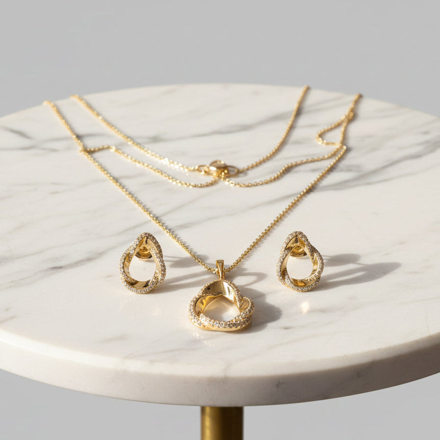 Set Bijoux Luxe – Collier & Boucles d'Oreille Dorés