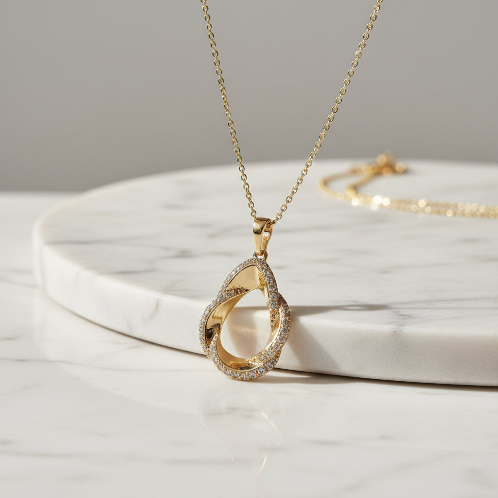 Set Bijoux Luxe – Collier & Boucles d'Oreille Dorés